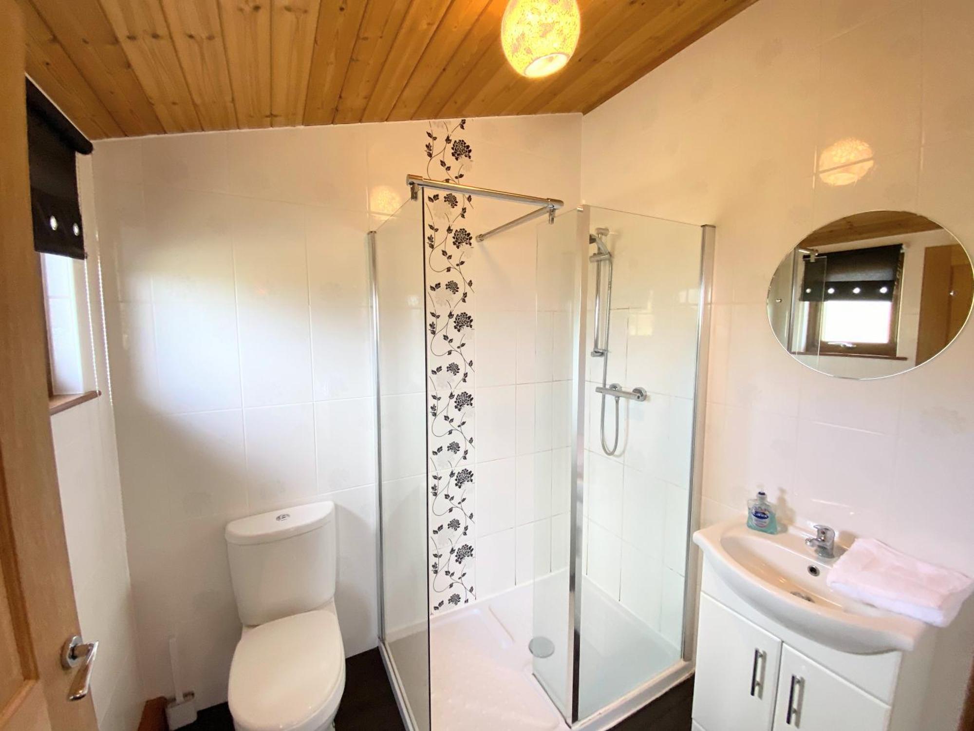 Torridon 12 With Private Hot Tub - Fife - Loch Leven - Lomond Hills Villa Kelty Exterior photo